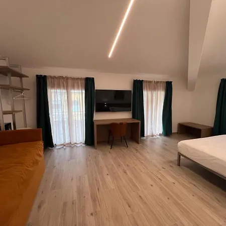 Apartment 5 Terre Hub 1