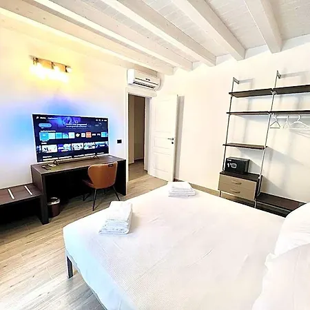 5 Terre Hub 1 *