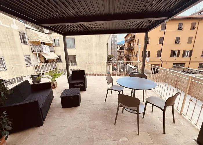 5 Terre Hub 1 Apartment