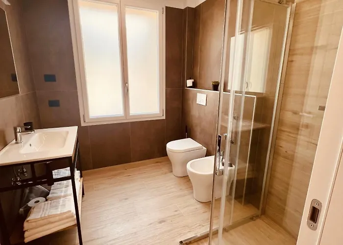 Apartment 5 Terre Hub 1 *