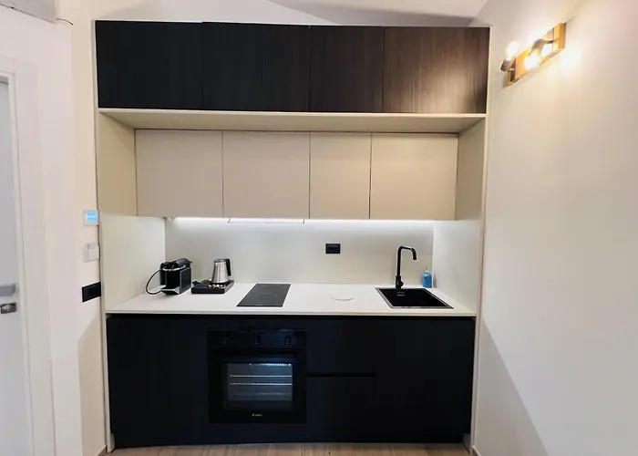 5 Terre Hub 1 Apartment