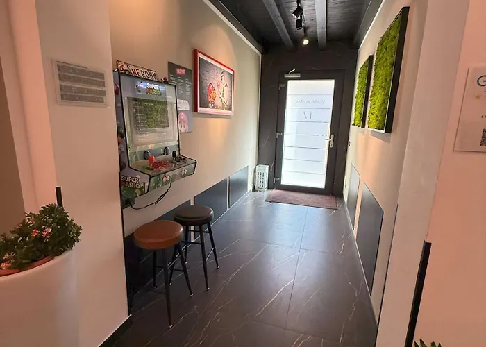 Apartment 5 Terre Hub 1 *